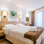 Villa Paradiso 2