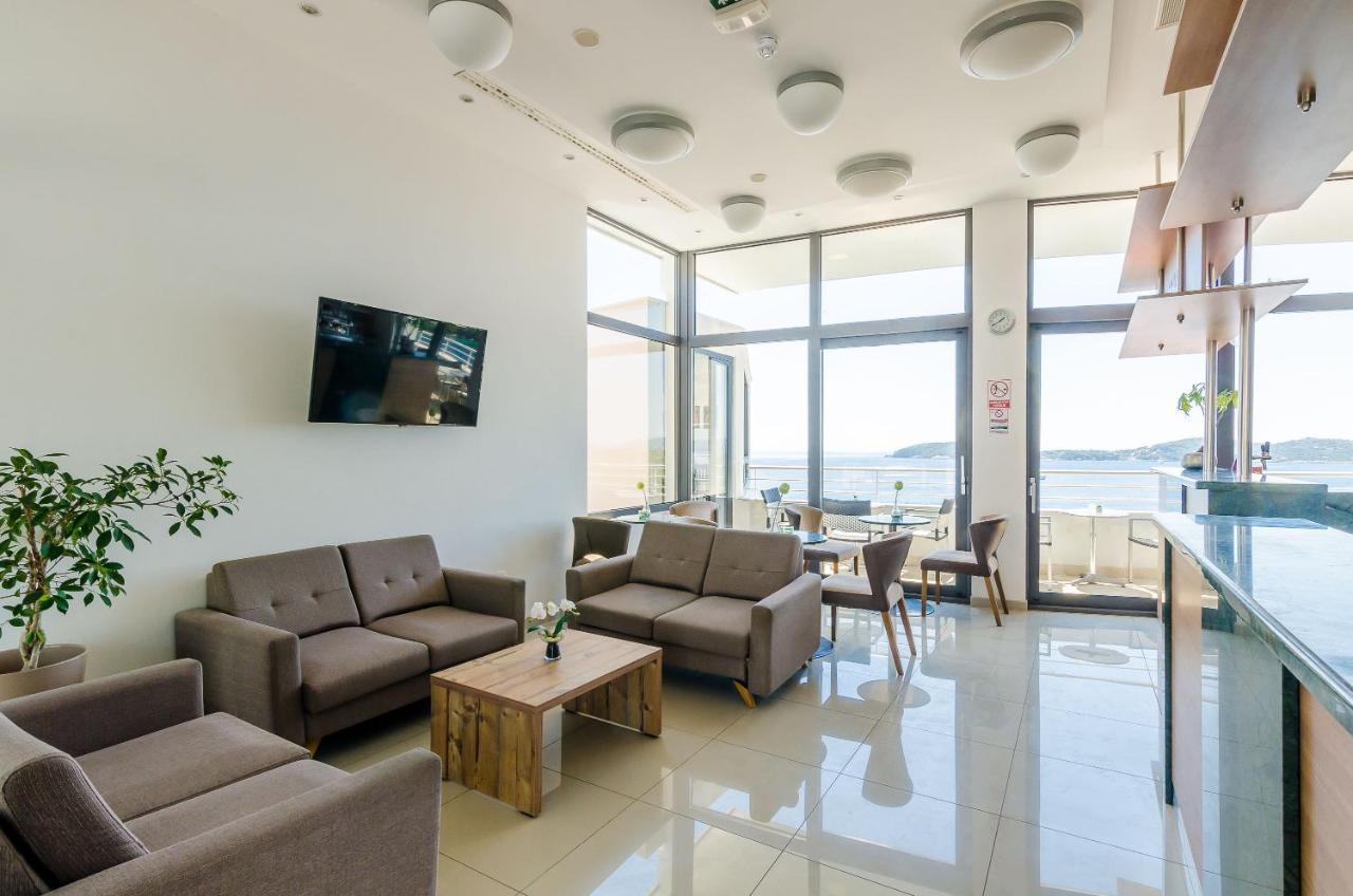 Paradiso 2 Hotel