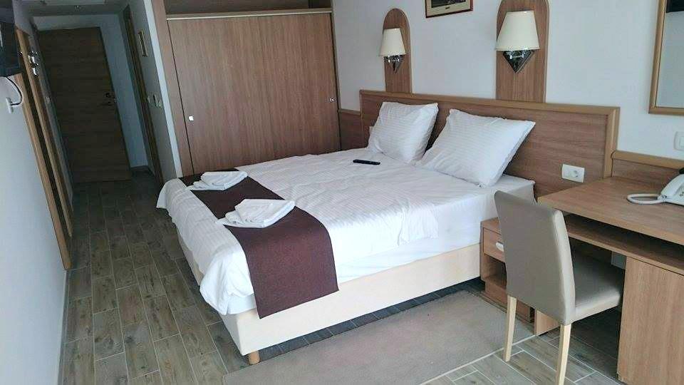Paradiso 2 Hotel 4*