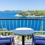 Villa Paradiso 2